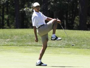 Obama Golfing Pic